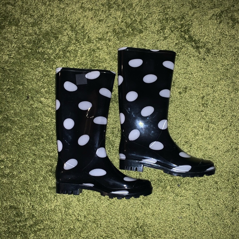 Rain boots